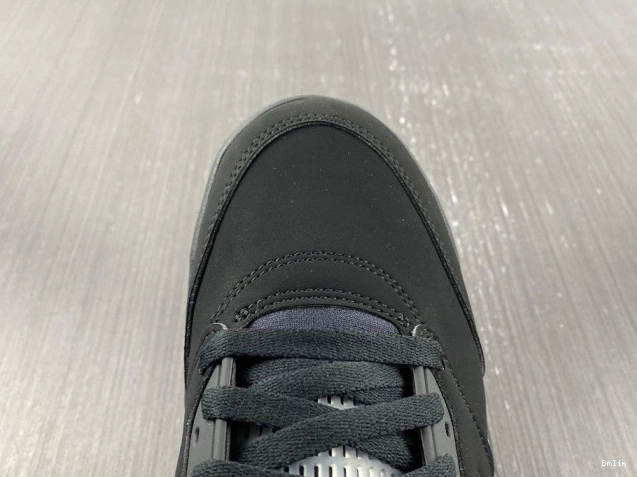 Bmlin 845035-003 5 Jordan Black Retro Metallic (2016) 0819